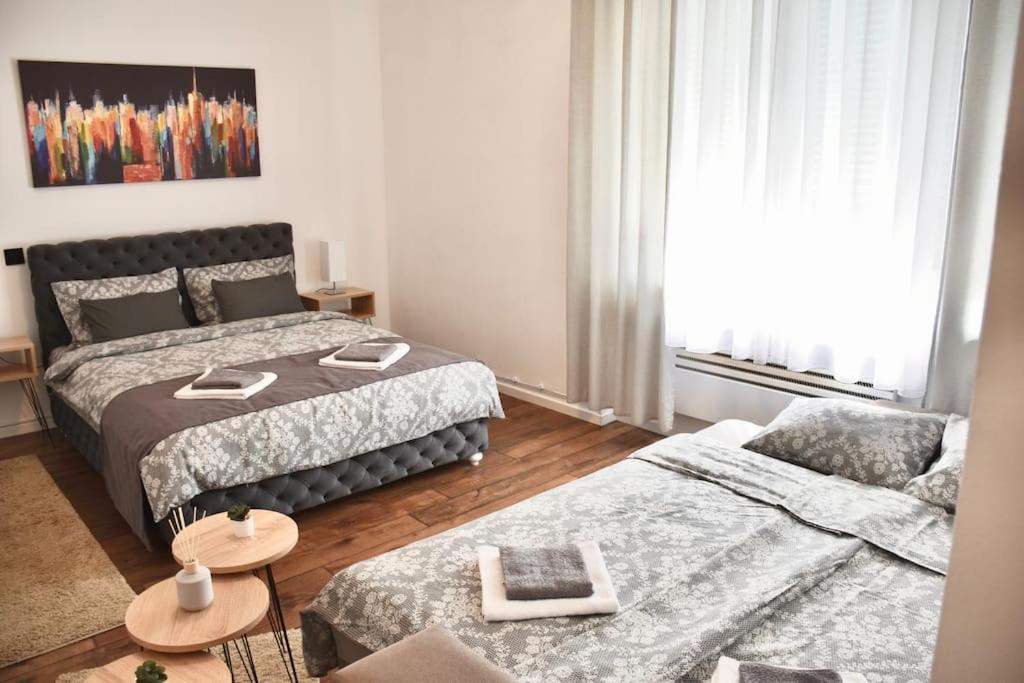 Apartment In Belgrade With Small Parking Space Exterior foto